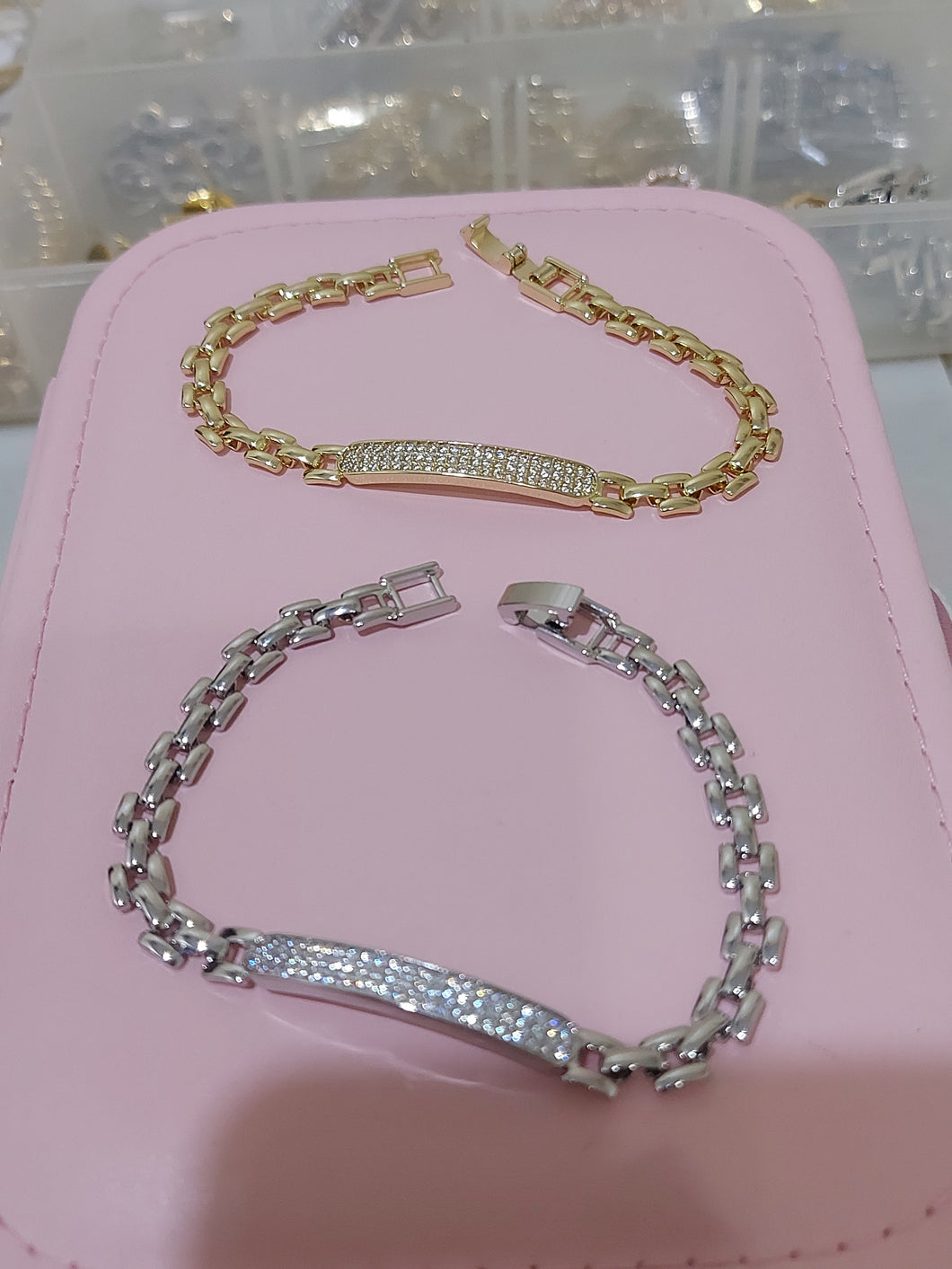 Pulsera Placa de Zirconias